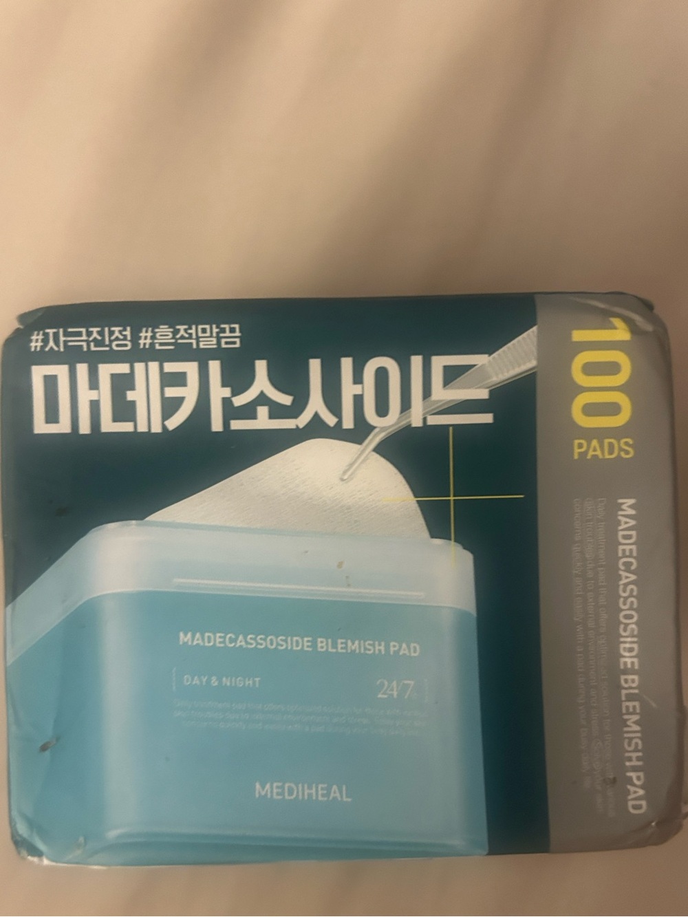 MEDIHEAL Toner Pads 100 Count - Madecassoside Blemish Care Toner Pad
